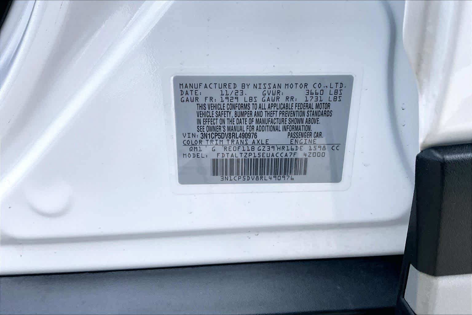 Used 2024 Nissan Kicks SR w/ SR Premium Package FWD image 36