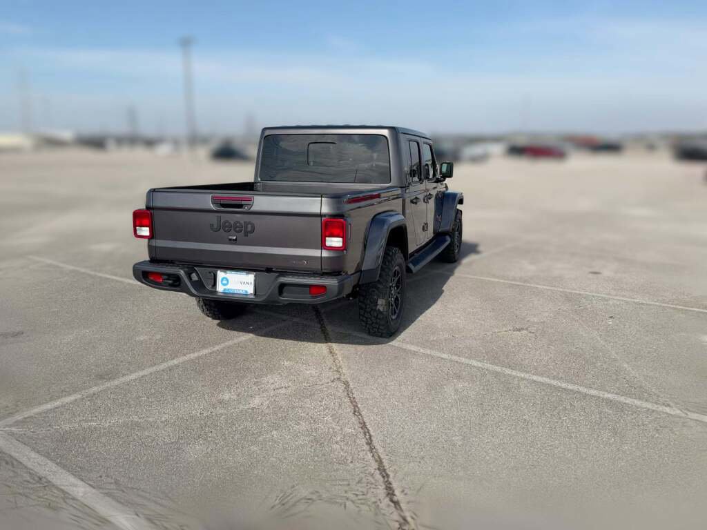 New 2026 Jeep Gladiator Sport image 11