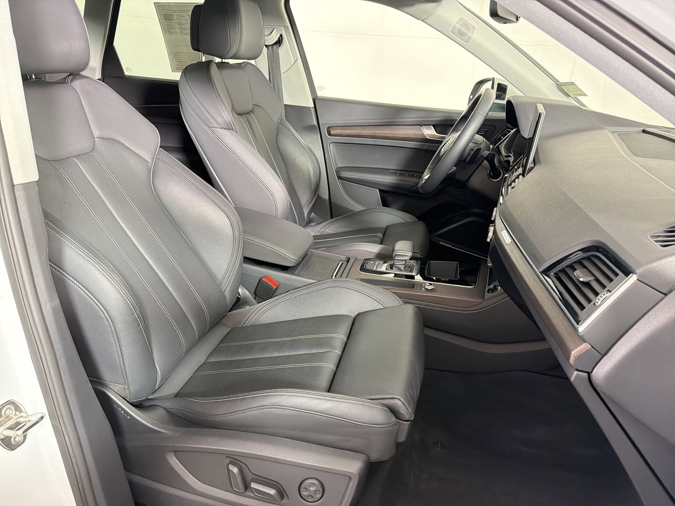 Used 2021 Audi Q5 e Prestige image 31