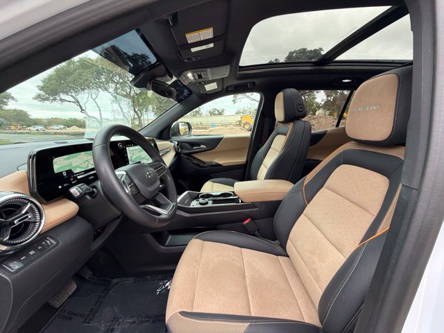 Used 2026 Chevrolet Equinox ACTIV w/ Convenience Package III AWD/4WD image 16