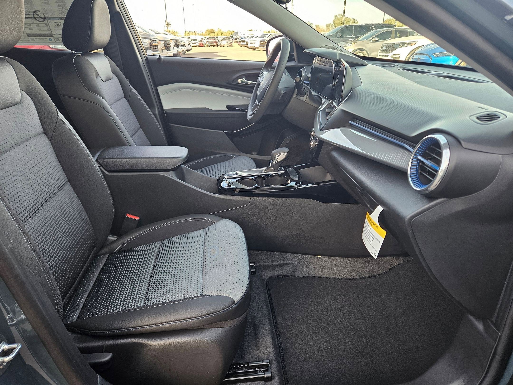 Certified 2026 Chevrolet Trax LT FWD image 18