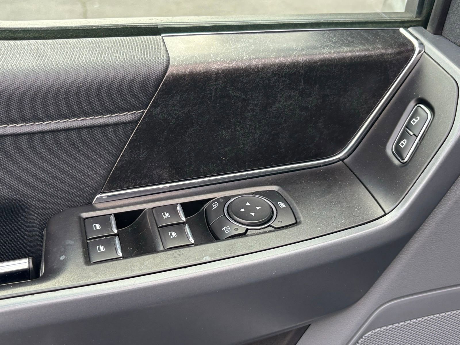 Used 2022 Ford F150 XLT w/ Equipment Group 302A High image 17