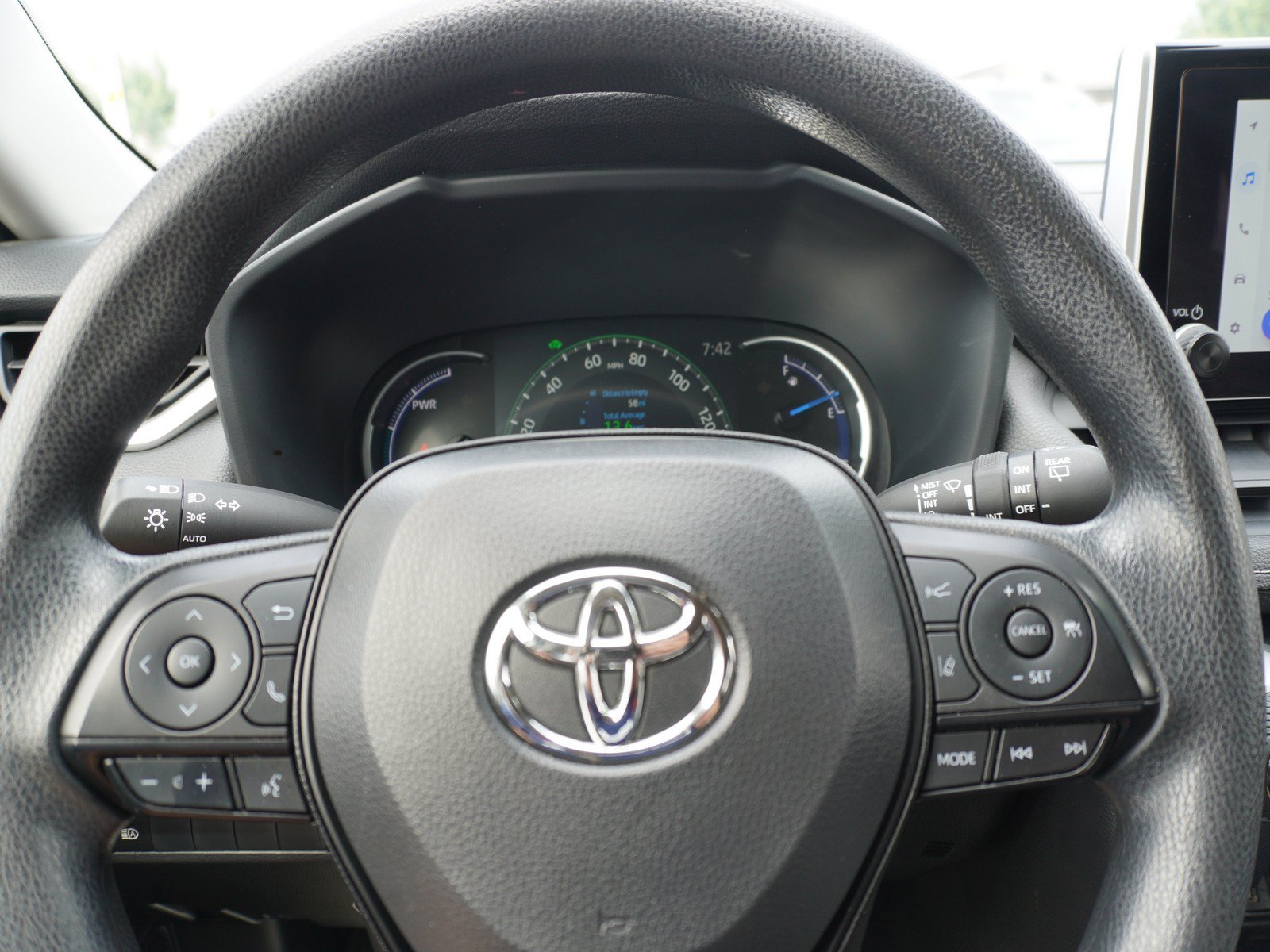 Used 2025 Toyota RAV4 XLE w/ Convenience Package AWD/4WD image 24