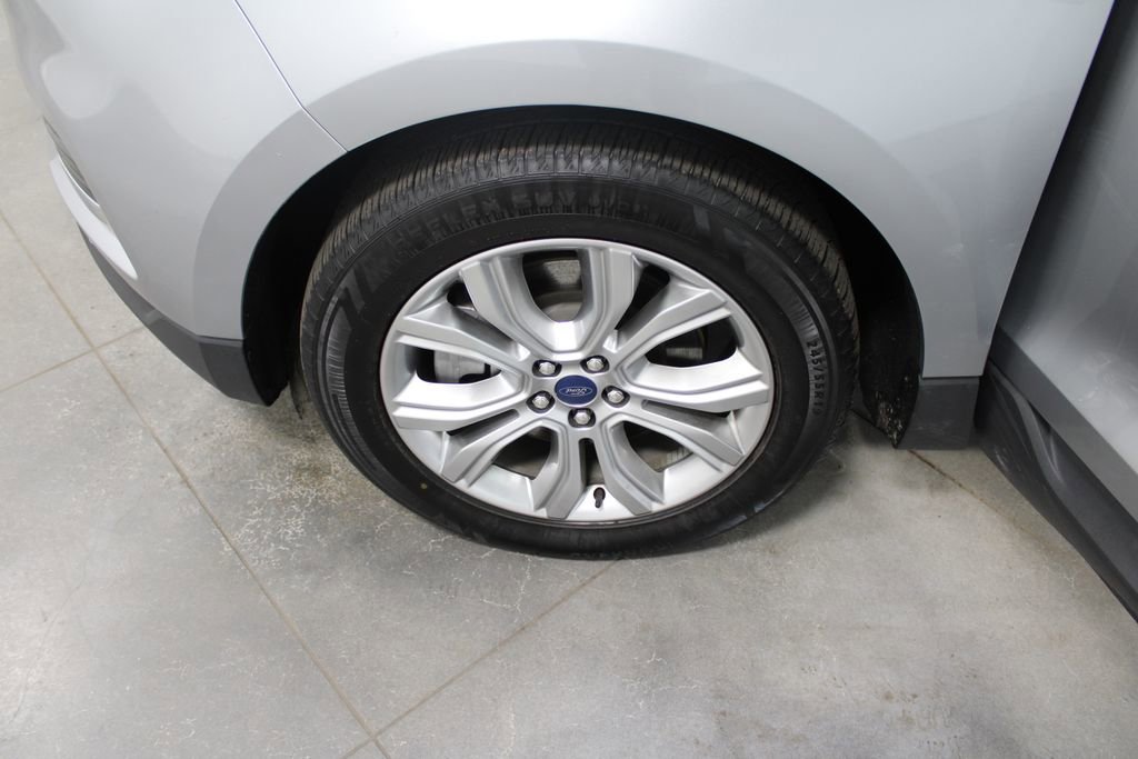 Used 2022 Ford Edge Titanium image 56