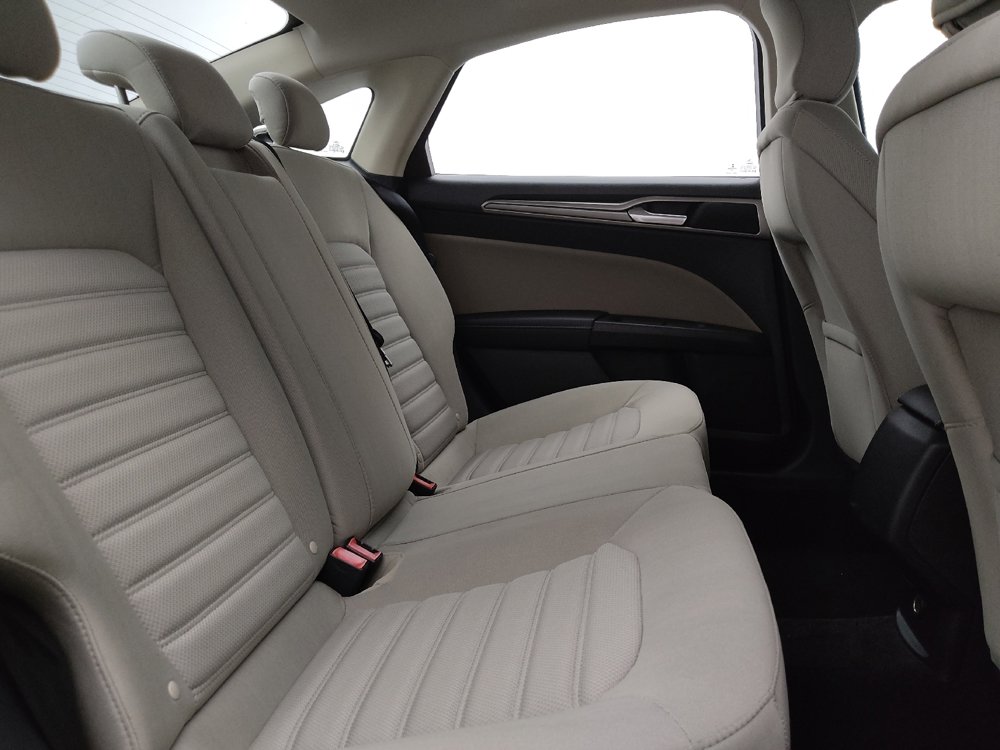 Used 2018 Ford Fusion S FWD image 19