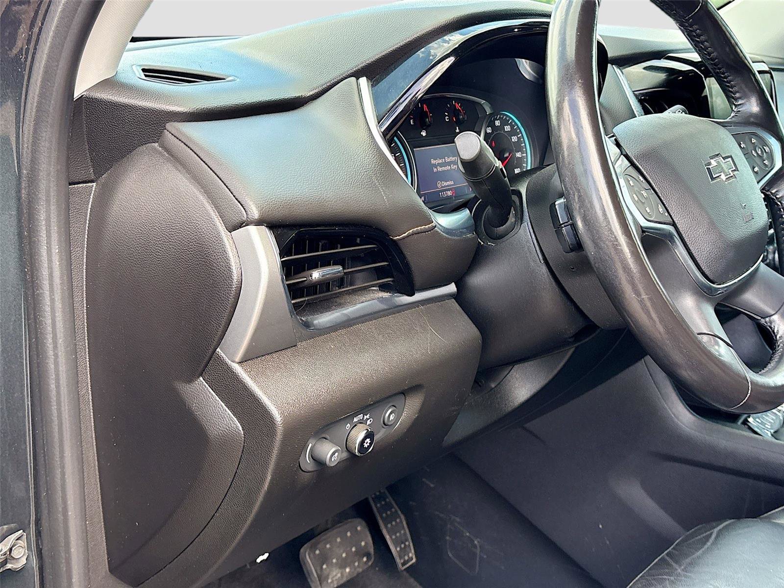 Used 2020 Chevrolet Traverse RS FWD image 10