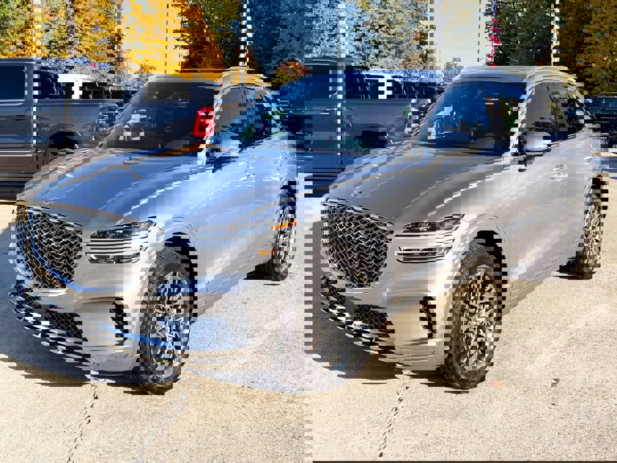 Used 2025 Genesis GV70 2.5T w/ Advanced Package