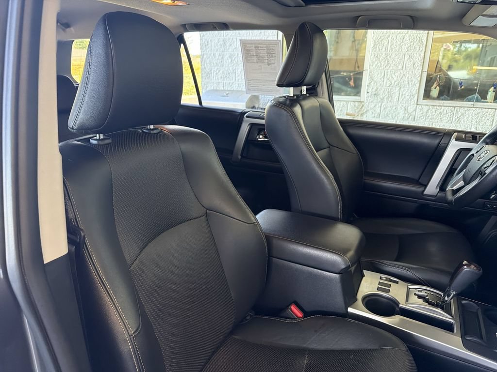 Used 2019 Toyota 4Runner Limited AWD/4WD image 29