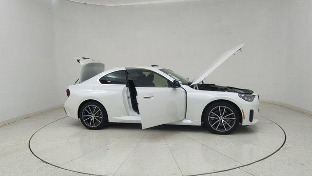 Used 2025 BMW 230i xDrive Coupe w/ Premium Package image 67