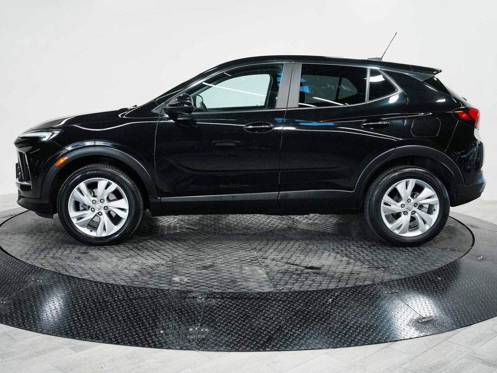 Used 2024 Buick Encore GX Preferred AWD/4WD image 4