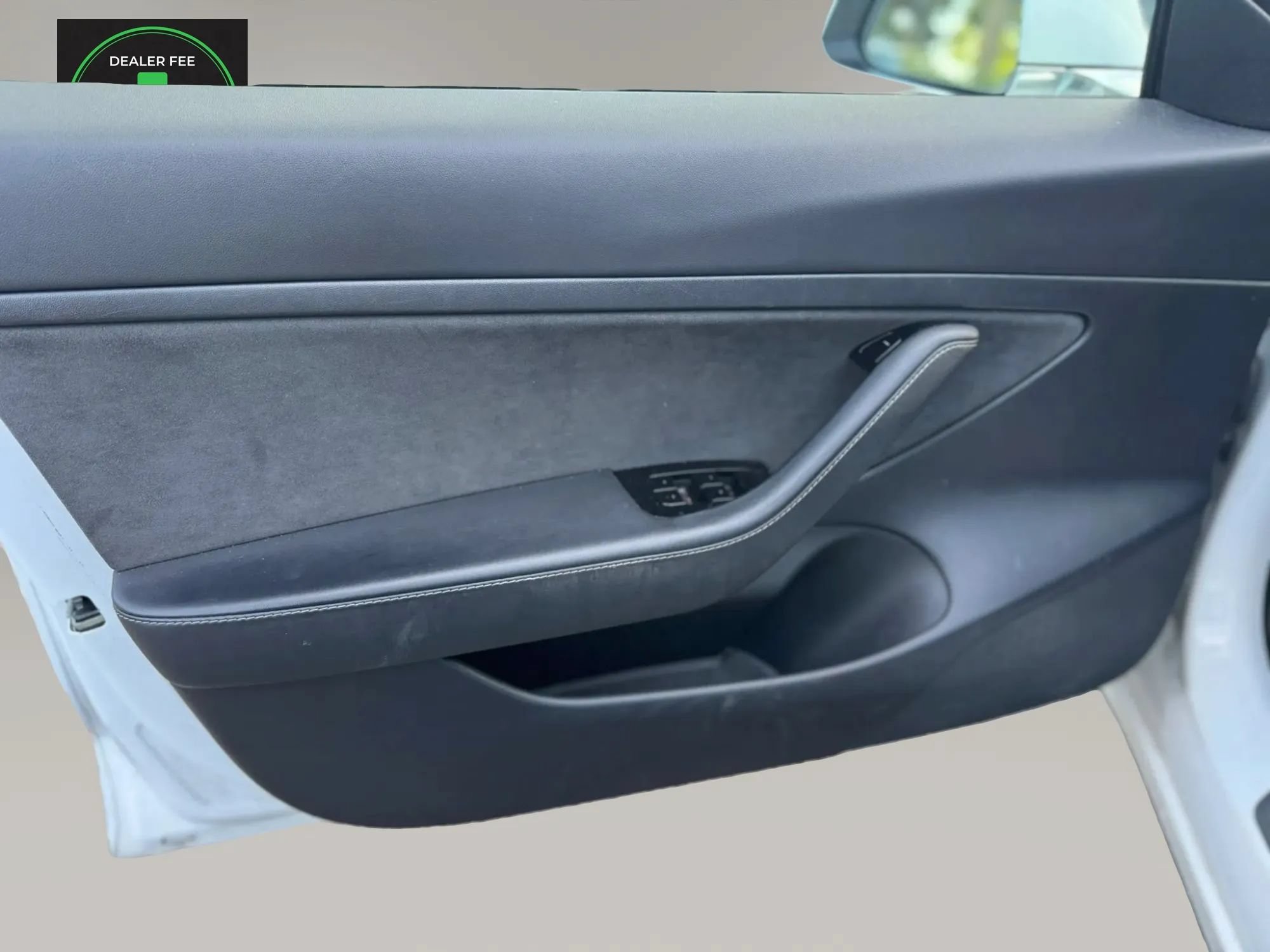 Used 2020 Tesla Model 3 Standard Range RWD image 9
