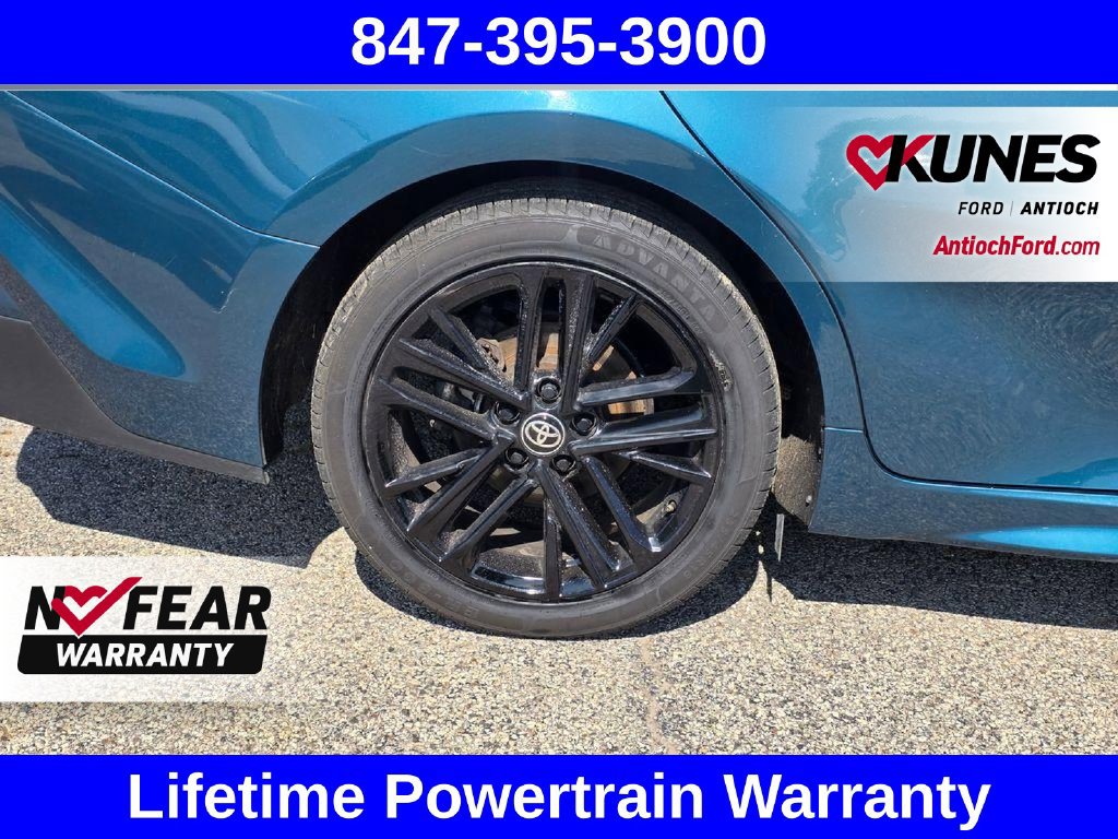 Used 2025 Toyota Camry SE FWD image 13
