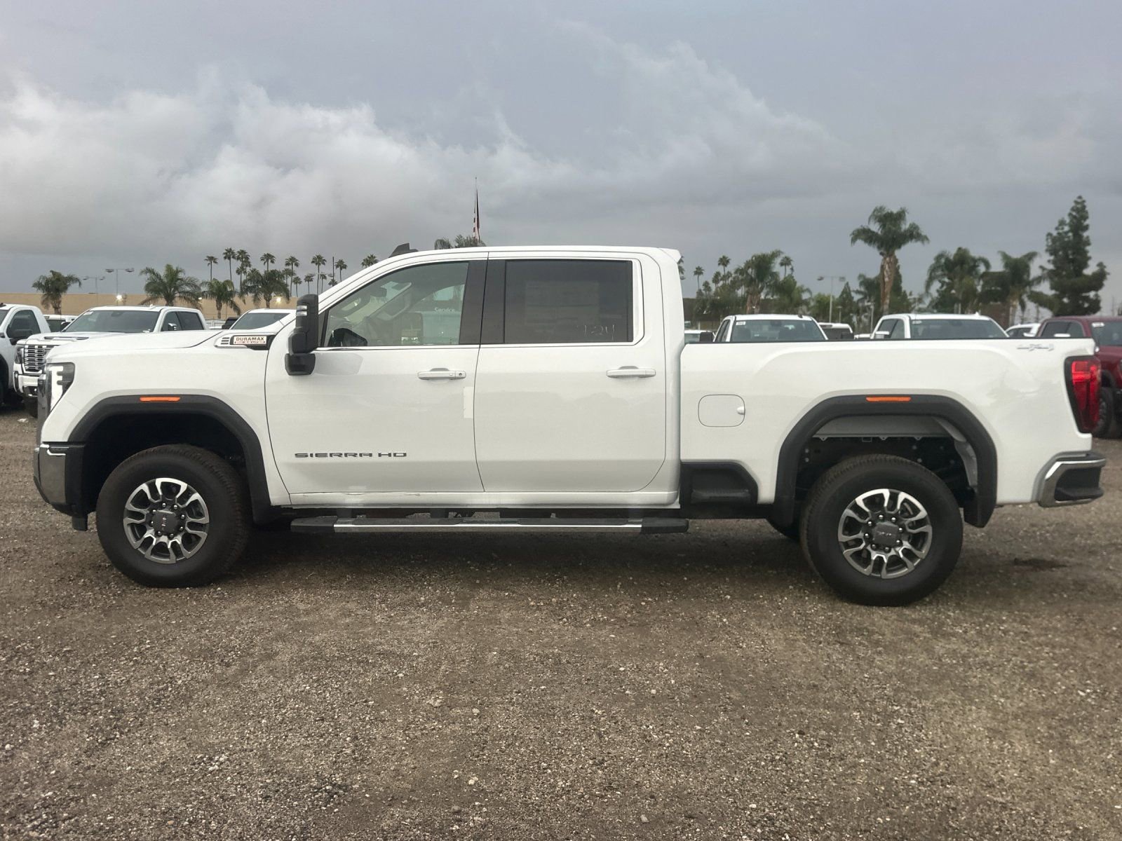 New 2025 GMC Sierra 2500 SLE w/ Max Trailering Package AWD/4WD image 7
