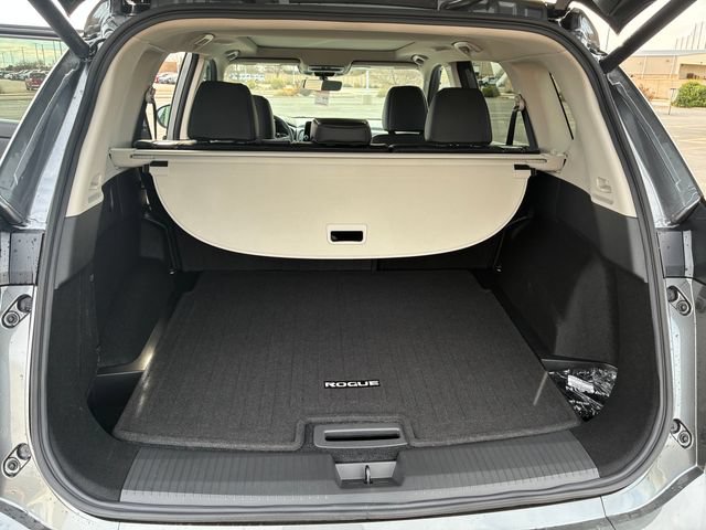 New 2026 Nissan Rogue Platinum w/ Platinum Premium Package AWD/4WD image 19
