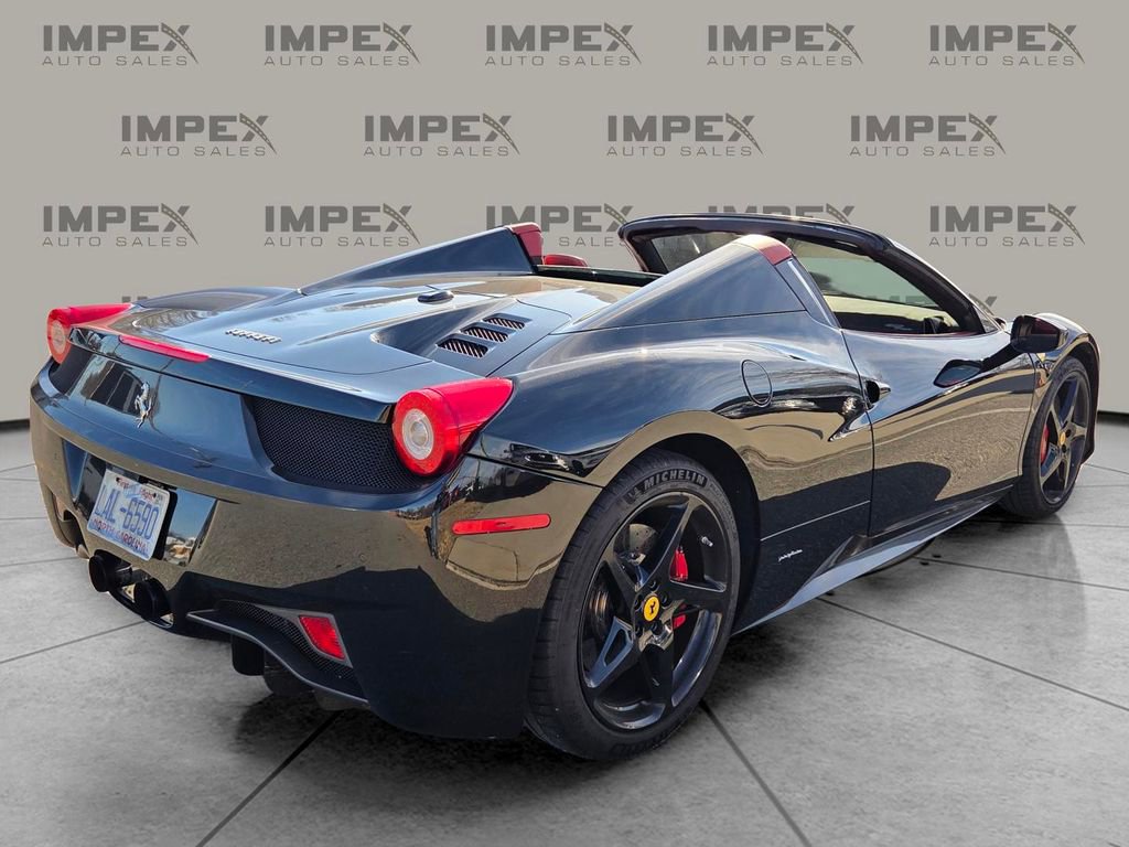 Used 2013 Ferrari 458 Spider image 8