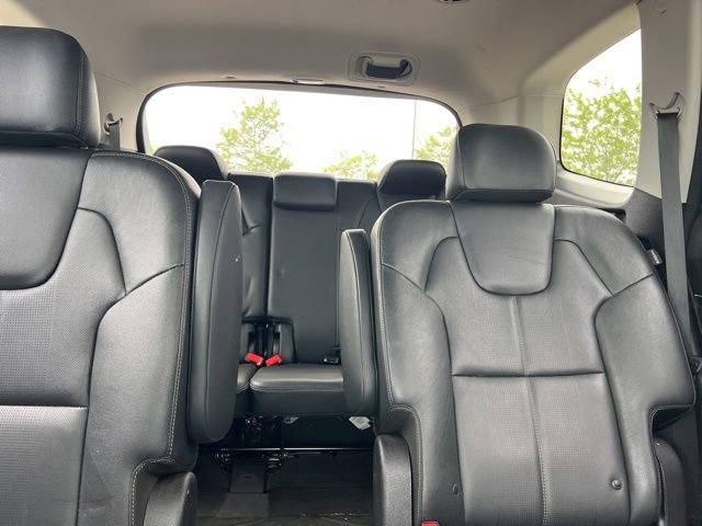 Used 2024 Kia Telluride EX w/ EX Captain's Chair Package AWD/4WD image 33