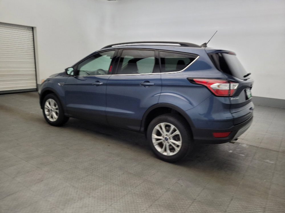 Used 2018 Ford Escape SE w/ SE Sync 3 Package image 3