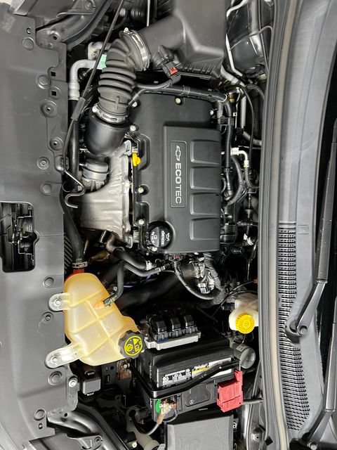 Used 2017 Chevrolet Sonic LT FWD image 18