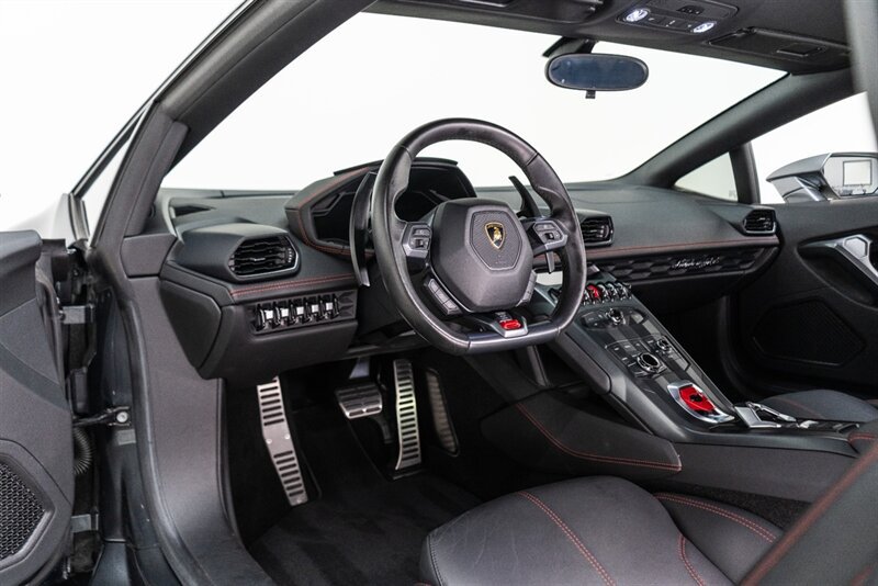 Used 2016 Lamborghini Huracan LP 580-2 RWD image 75