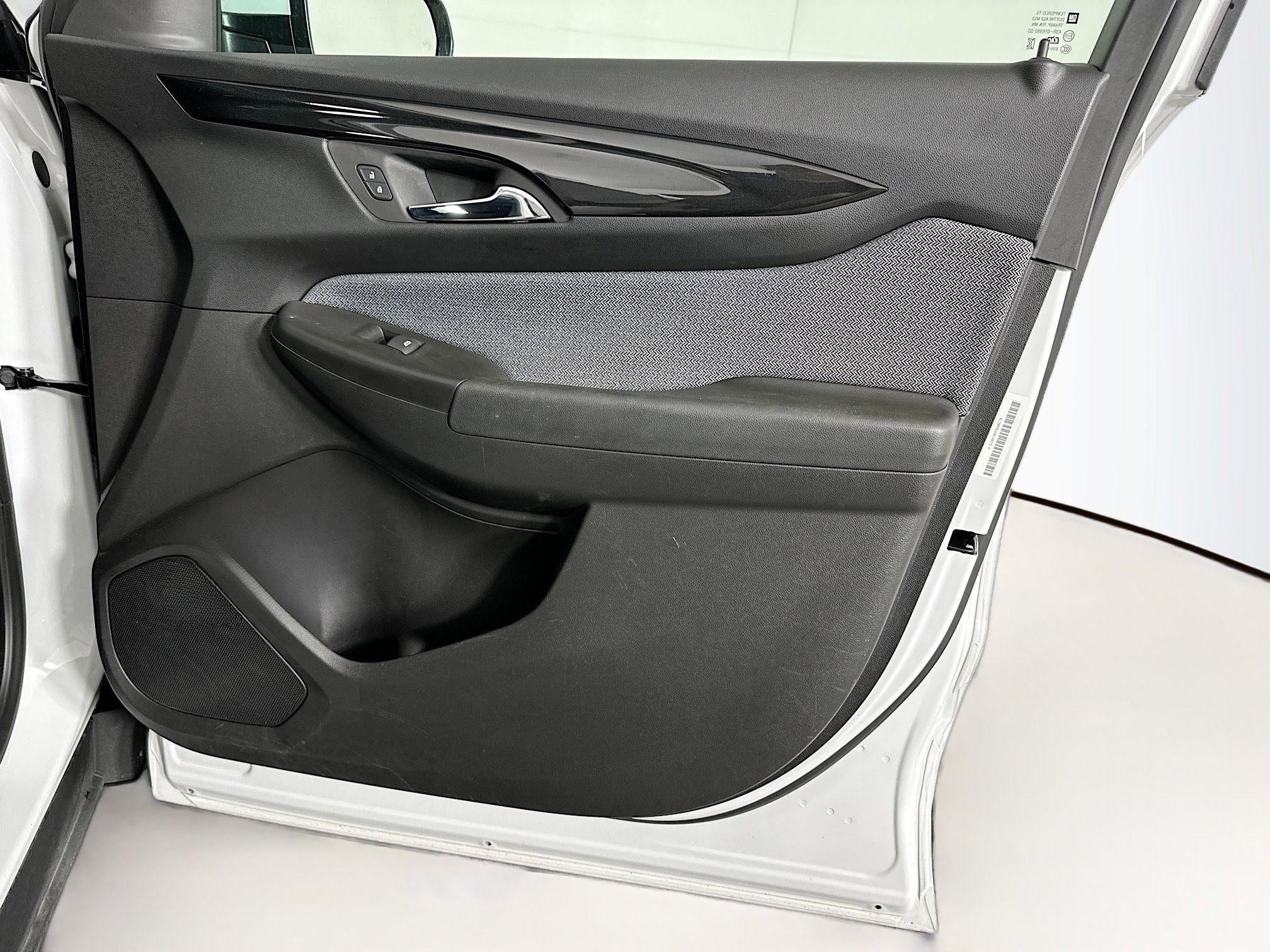 Used 2025 Chevrolet TrailBlazer LT image 30