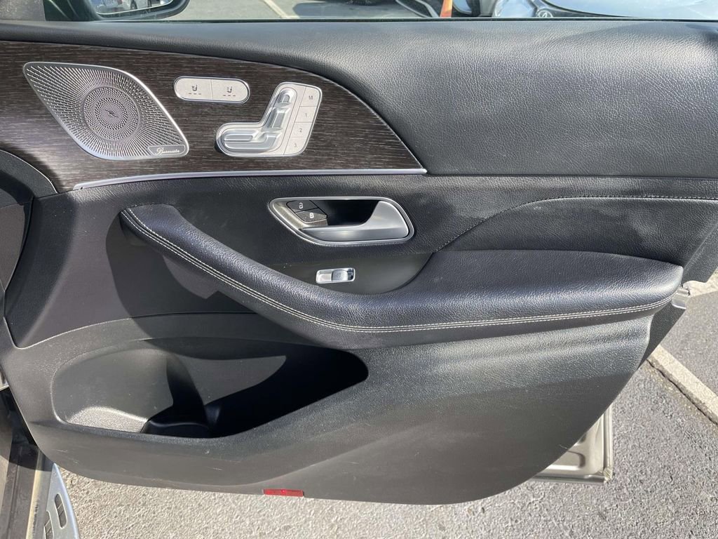 Used 2021 Mercedes-Benz GLS 450 4MATIC image 50