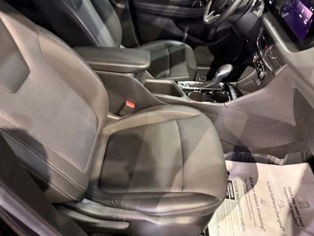 Used 2025 Buick Encore GX Preferred FWD image 25
