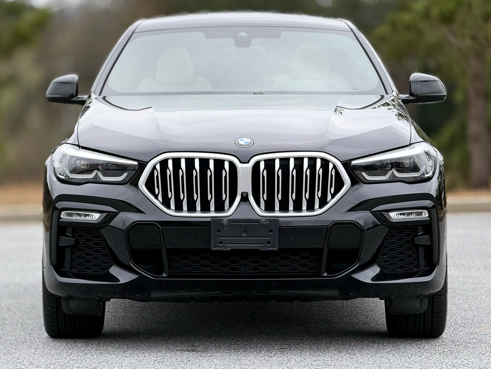 Used 2021 BMW X6 xDrive40i AWD/4WD image 2