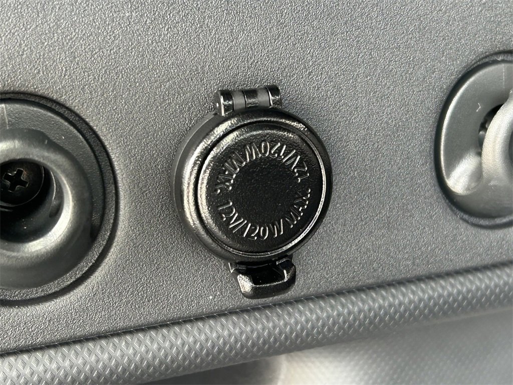 Used 2025 Subaru Forester Touring image 17