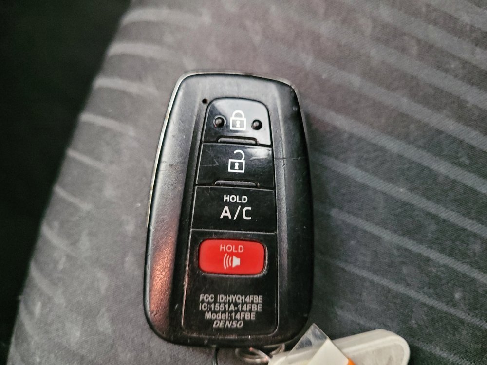 Used 2017 Toyota Prius Prime Plus w/ Carpet Mat Package FWD image 32