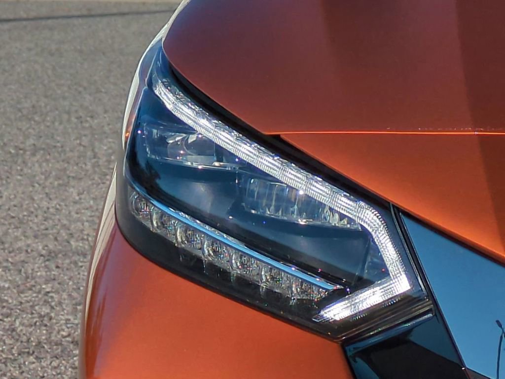 Certified 2023 Nissan Sentra SR w/ SR Premium Package image 10