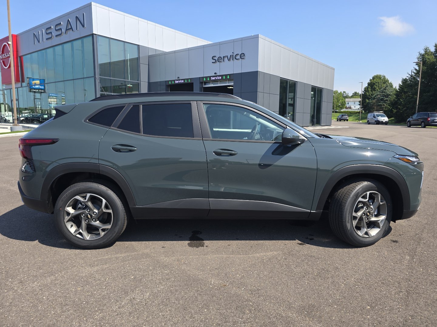 New 2026 Chevrolet Trax LT FWD image 4