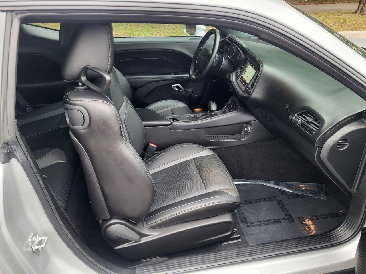 Used 2023 Dodge Challenger SXT w/ Plus Package RWD image 14