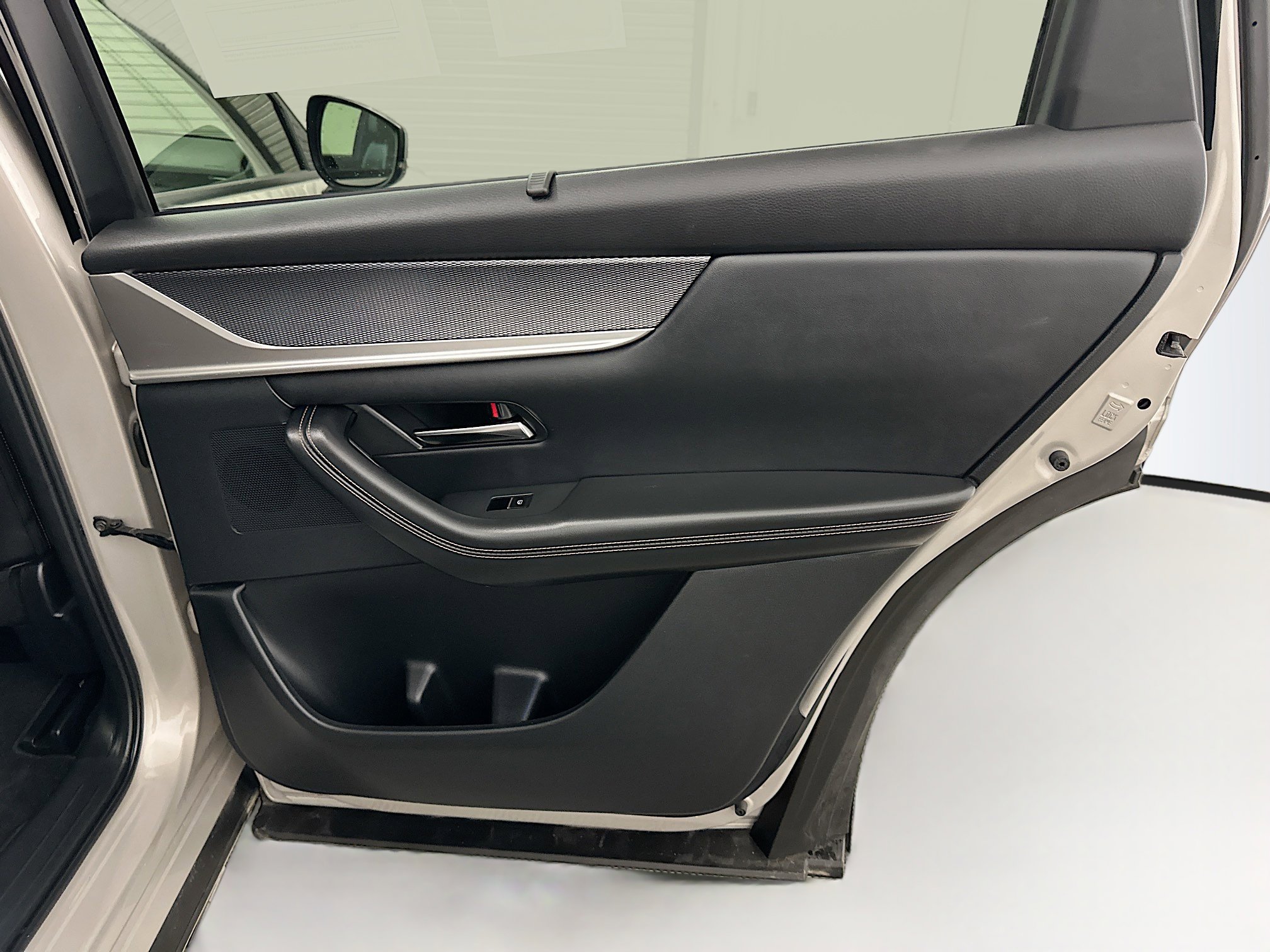 Used 2025 MAZDA CX-90 3.3 Turbo w/ Premium Sport Pkg image 34