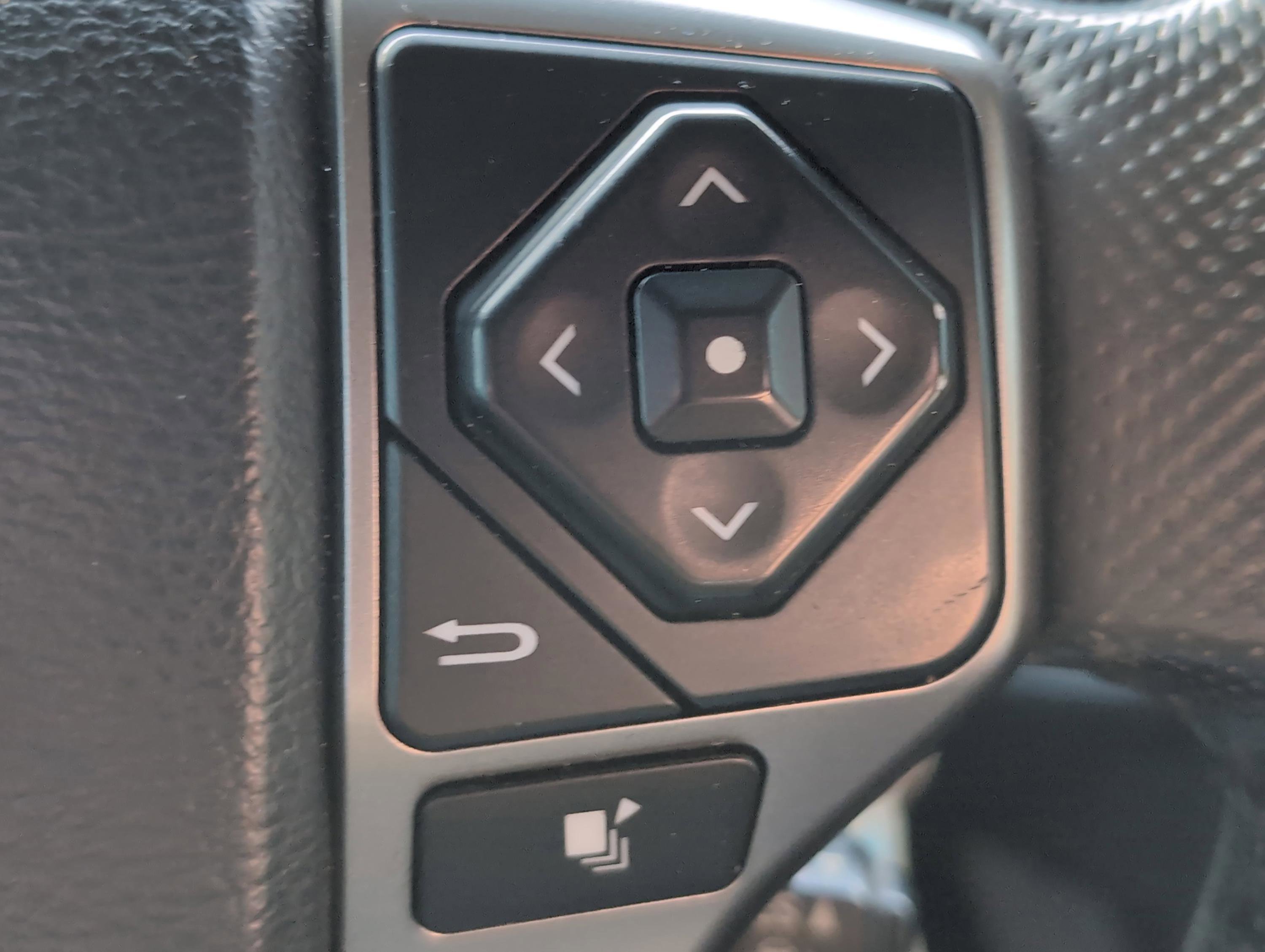 Used 2019 Toyota Tacoma SR5 image 23