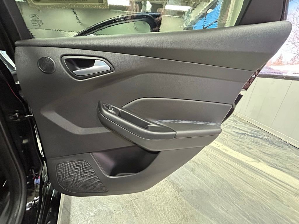 Used 2017 Ford Focus RS image 41