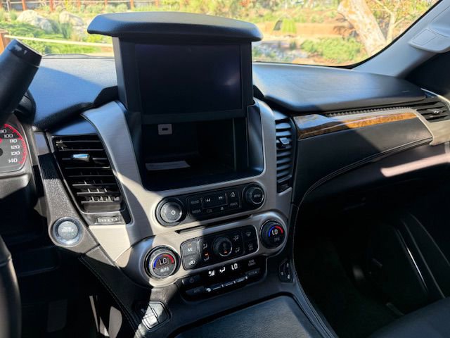 Used 2016 GMC Yukon Denali w/ Open Road Package image 31