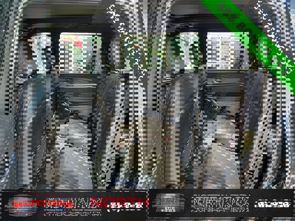 New 2025 Jeep Grand Cherokee L Limited w/ Black Appearance Package image 15