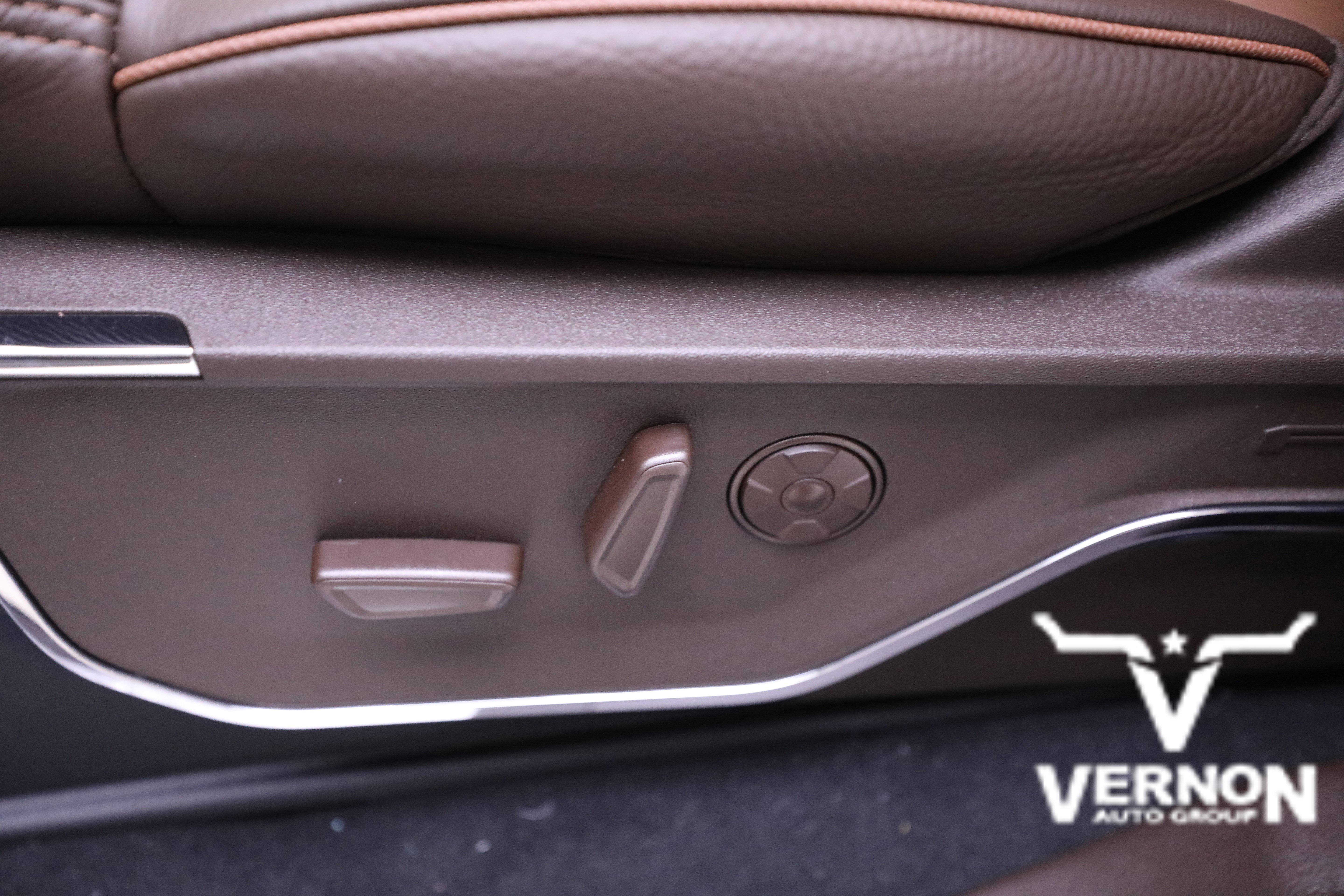 New 2026 Ford F250 King Ranch w/ Tremor Off-Road Package image 15