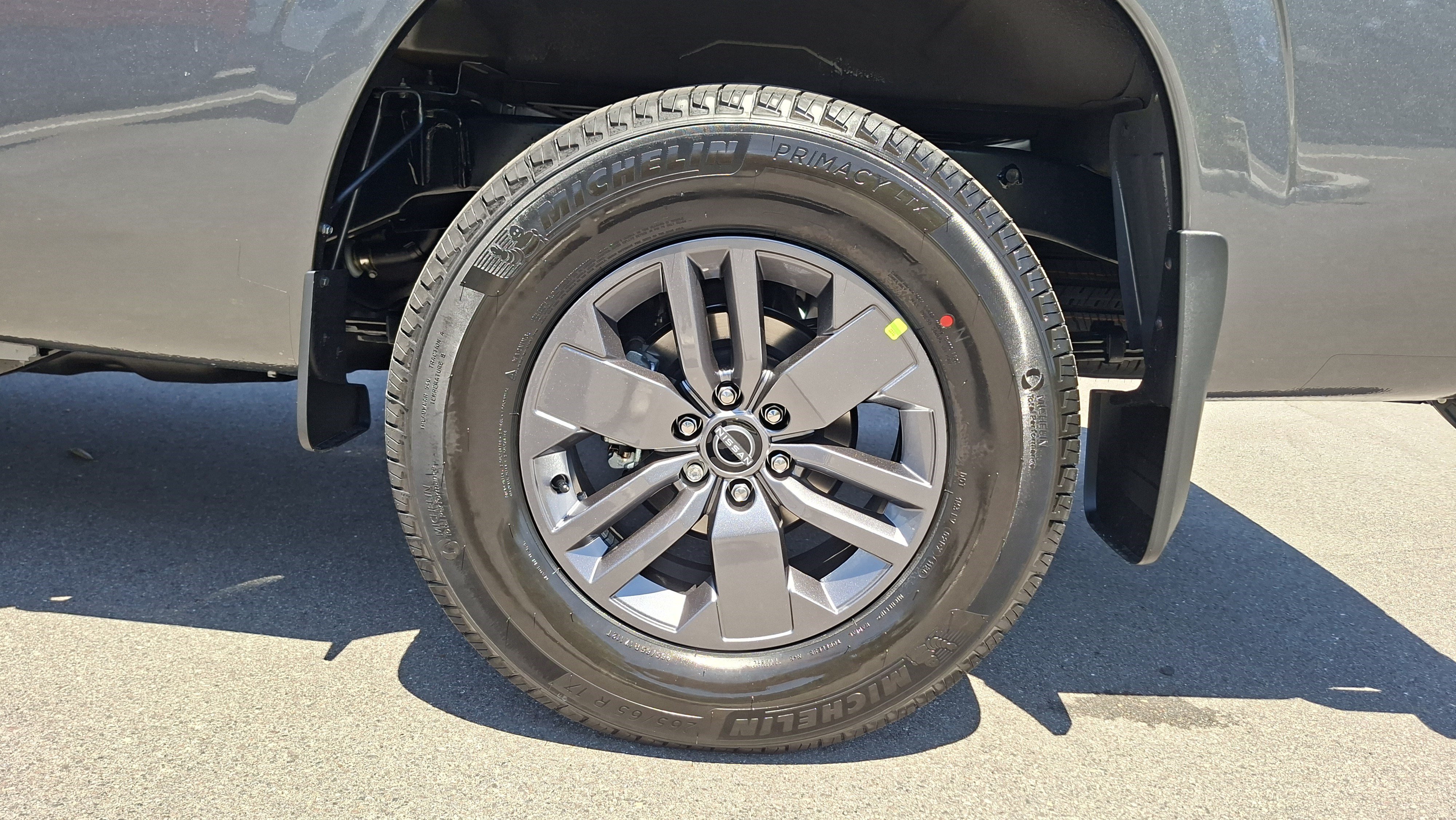 New 2026 Nissan Frontier SV AWD/4WD image 17