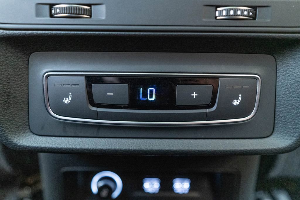 Used 2020 Audi Q7 3.0T Premium Plus image 33