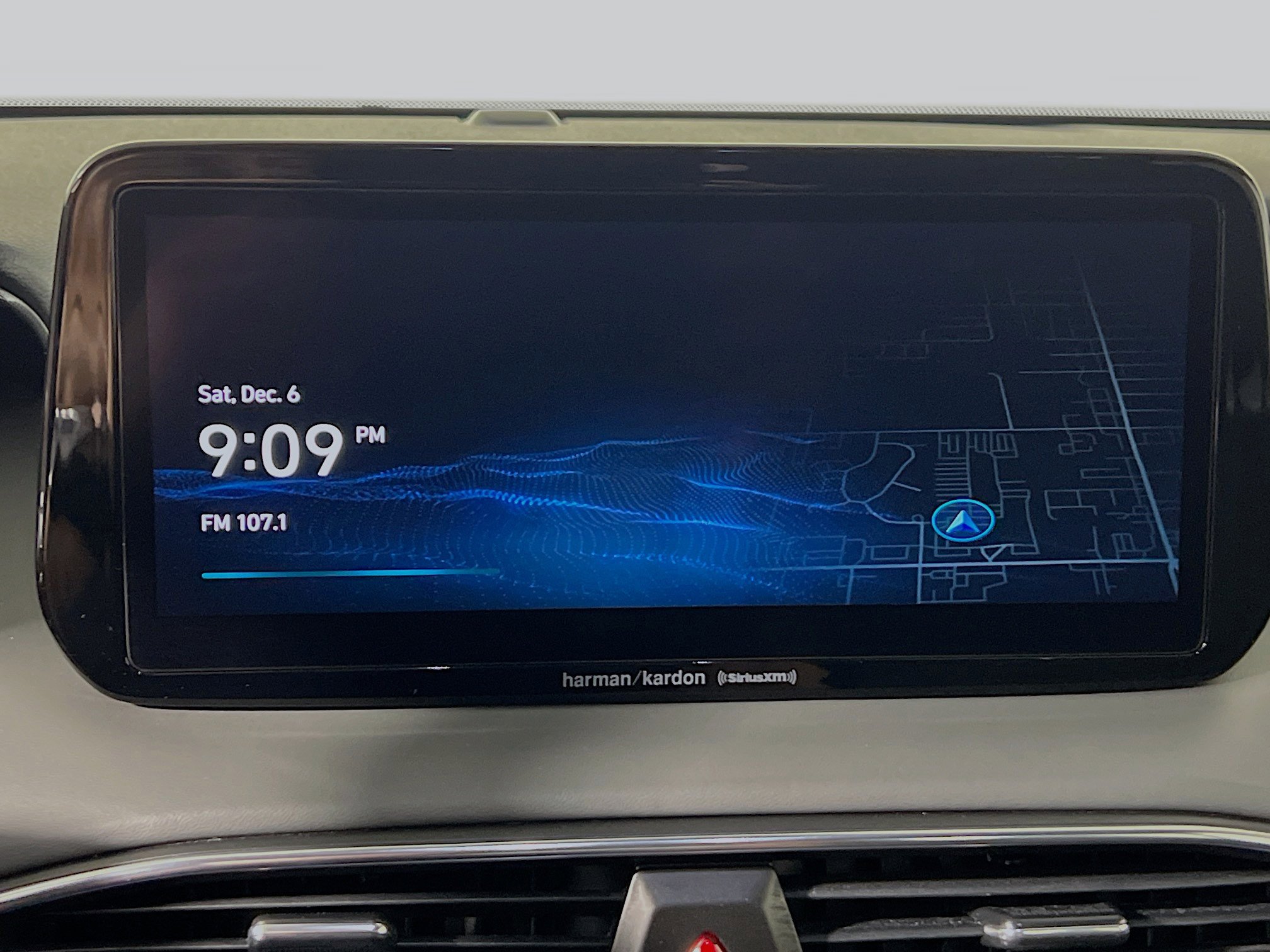 Used 2023 Hyundai Santa Fe SEL w/ Premium Package image 27