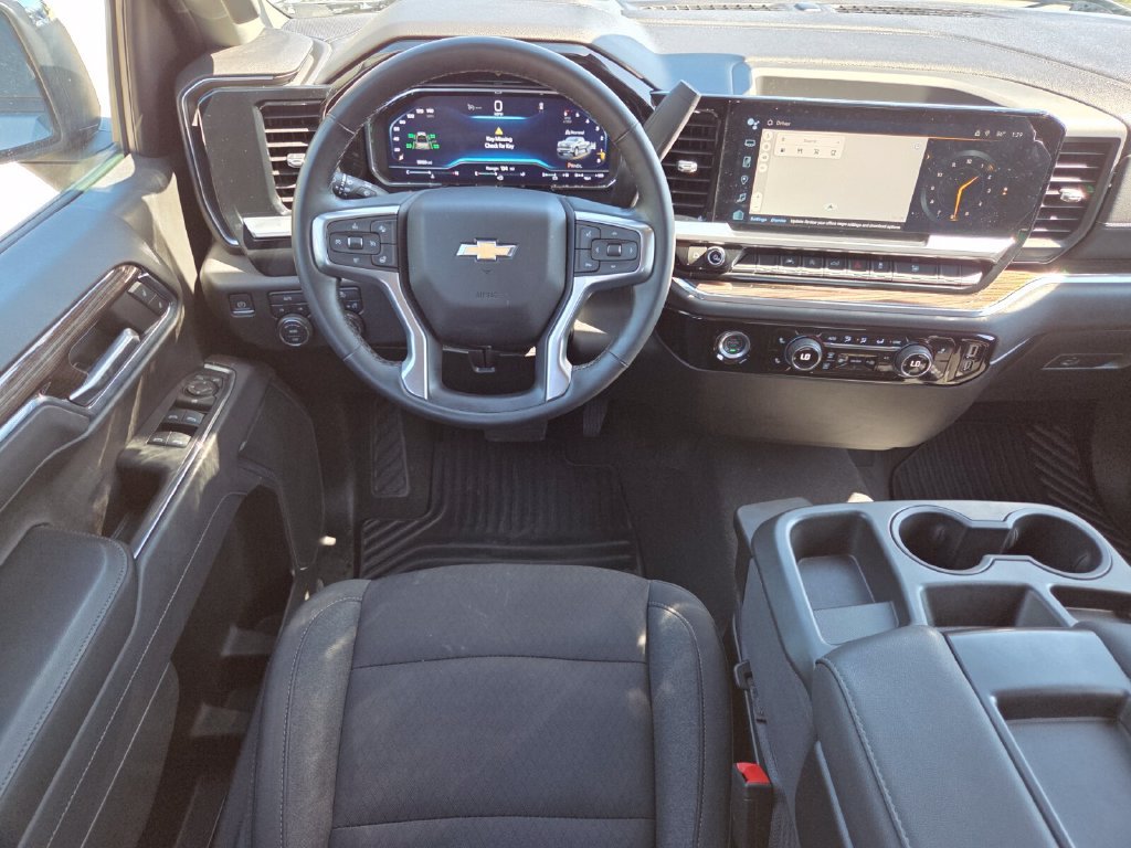 Used 2023 Chevrolet Silverado 1500 LT AWD/4WD image 25