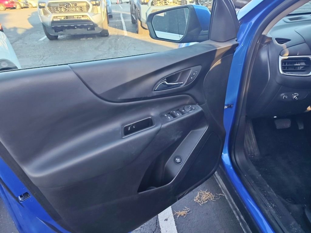 Used 2024 Chevrolet Equinox LT AWD/4WD image 5