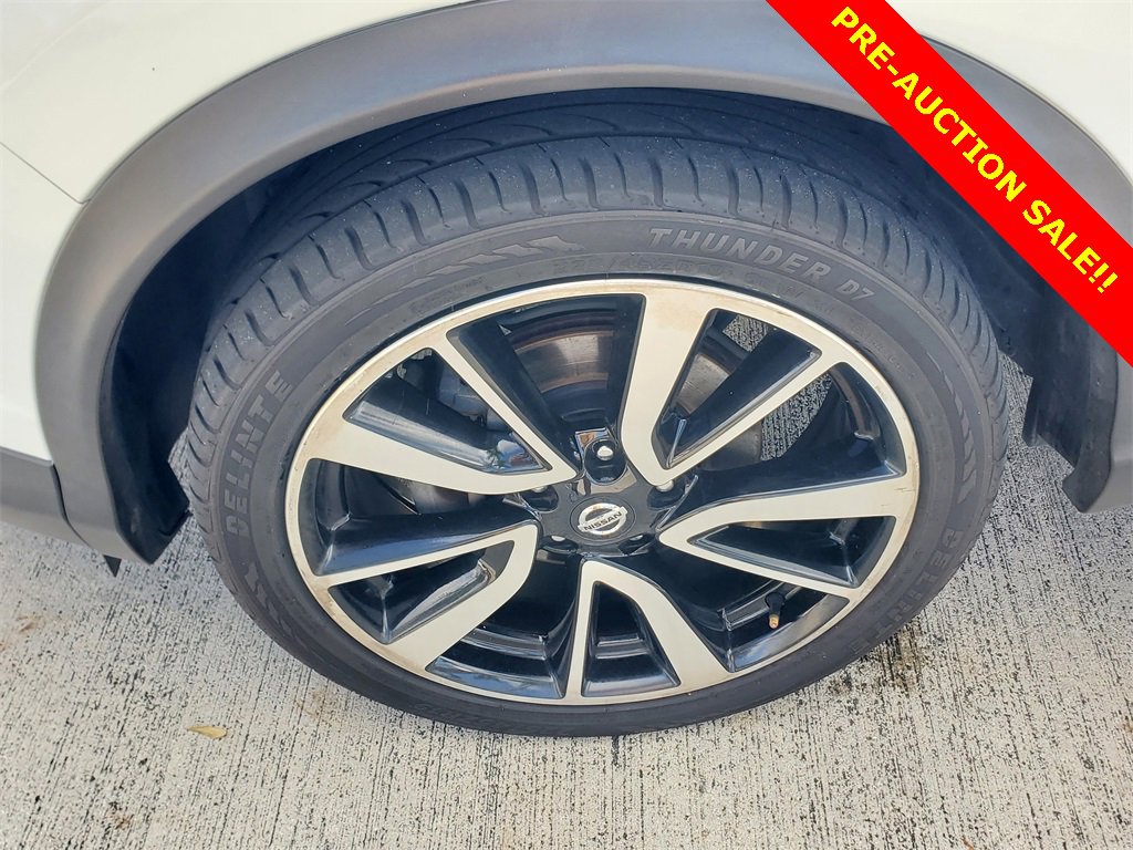 Used 2019 Nissan Rogue Sport SL w/ Premium Package image 4