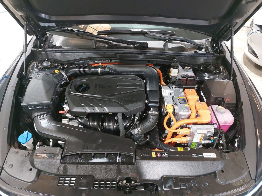 Certified 2025 Hyundai Sonata SEL image 32