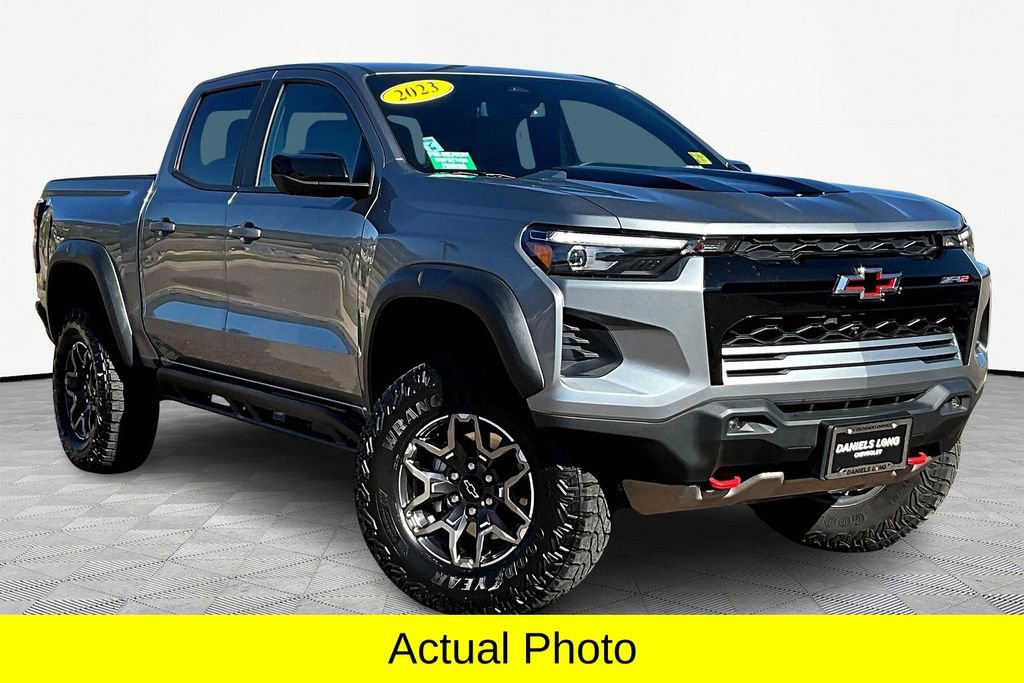 Used 2023 Chevrolet Colorado ZR2 w/ ZR2 Convenience Package III image 11