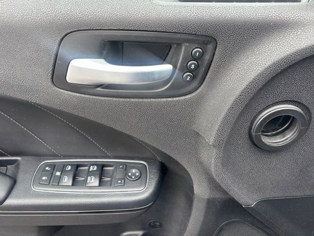 Used 2017 Dodge Charger SXT w/ AWD Plus Group image 10