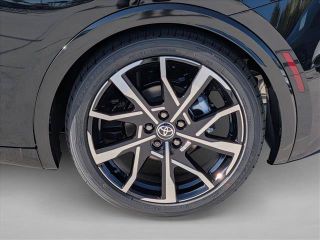 New 2026 Toyota Prius Plug-In Hybrid FWD image 10