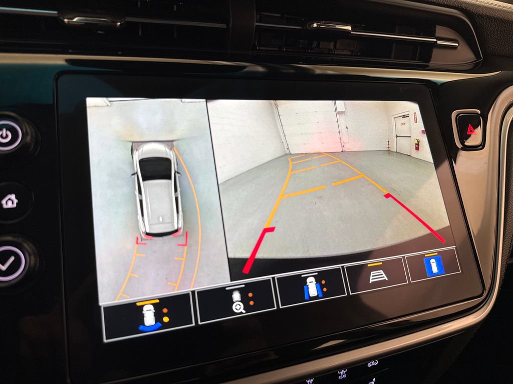 Certified 2023 Chevrolet Bolt LT FWD image 21