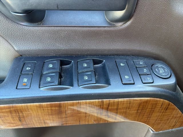 Used 2015 GMC Sierra 1500 SLT w/ SLT Preferred Package AWD/4WD image 13